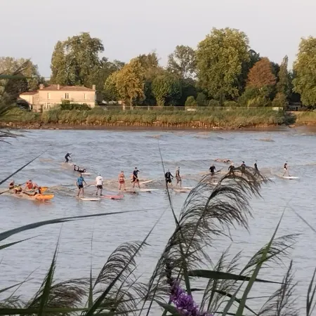 L'atelier Saint-sulpice - Cocon, Piscine, Deconnexion Entre Bordeaux Et St Emilion Alojamento de Acomodação e Pequeno-almoço 3*